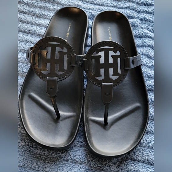 Tommy Hilfiger Relina Sandals - Picture 4 of 9